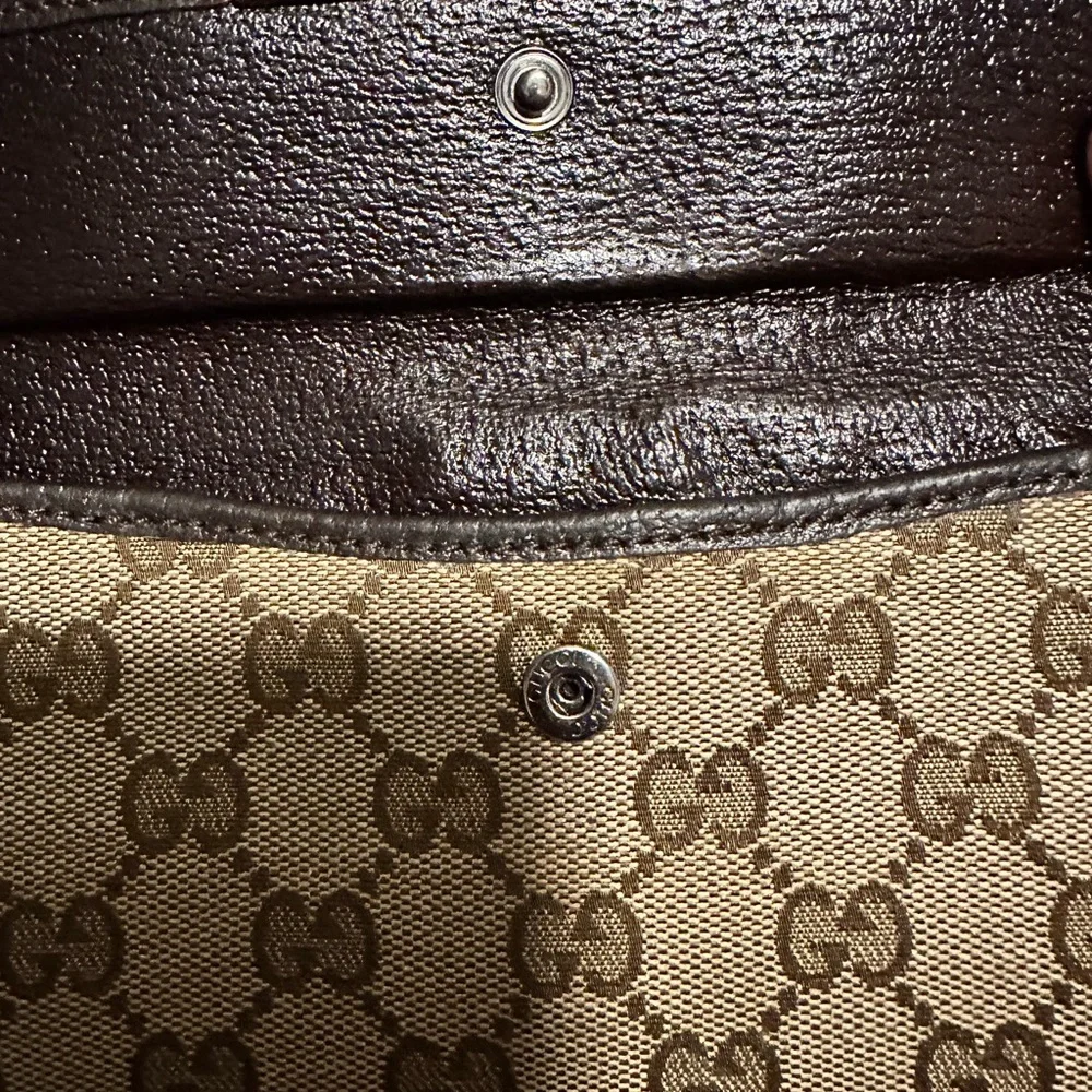 Gucci | Brown | Monogram International Wallet - Picture 5 of 14